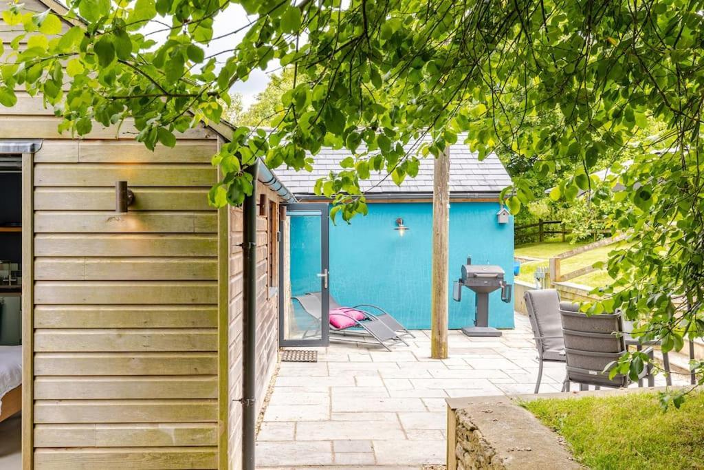 Апартаменты Cosy Cotswolds Retreat Near Bath & Castle Combe Чипенхэм Экстерьер фото